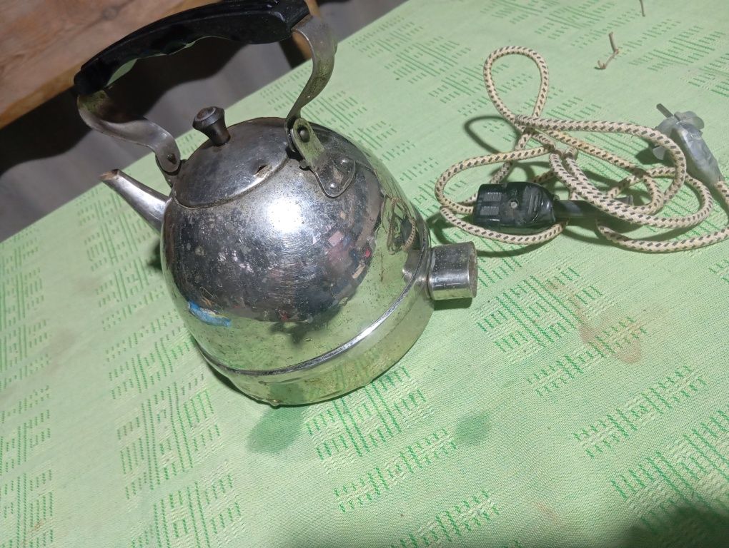 Советский электро чайник продам не дорого
