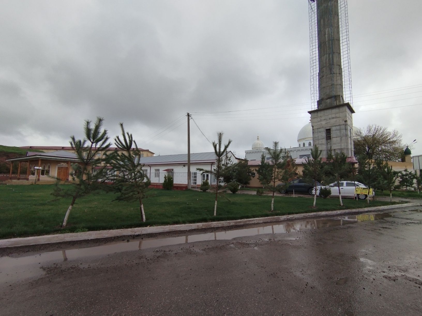 Yangibozor masjid yonida noturar bino arenda yoki sotiladi