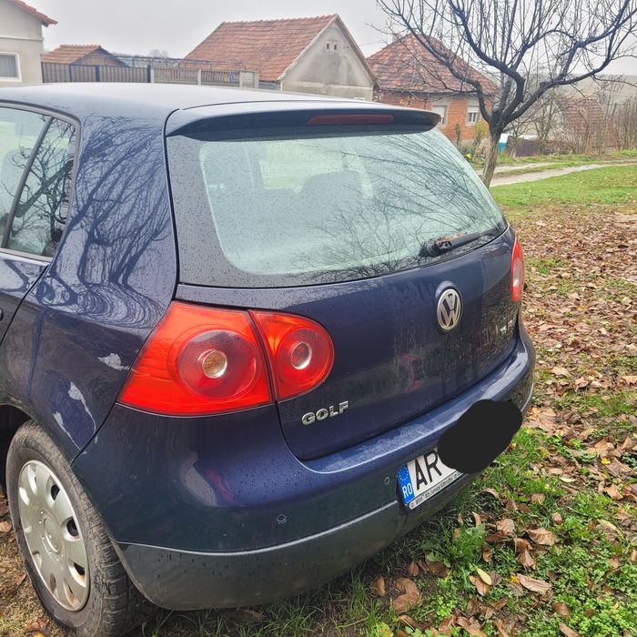 Volgswagen Golf 5 1.6 FSI 2004