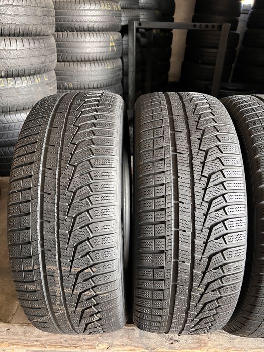 4 anvelope iarna 215/55/17 , Hankook !