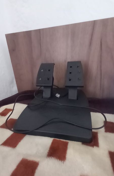Продавам игра Canyon