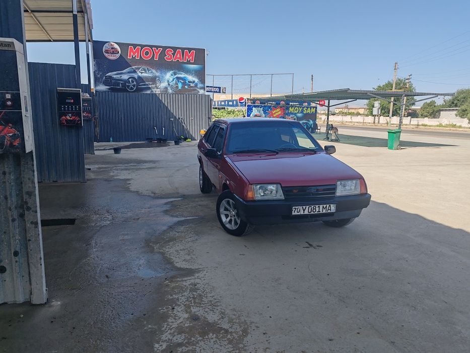 Lada samara 21099