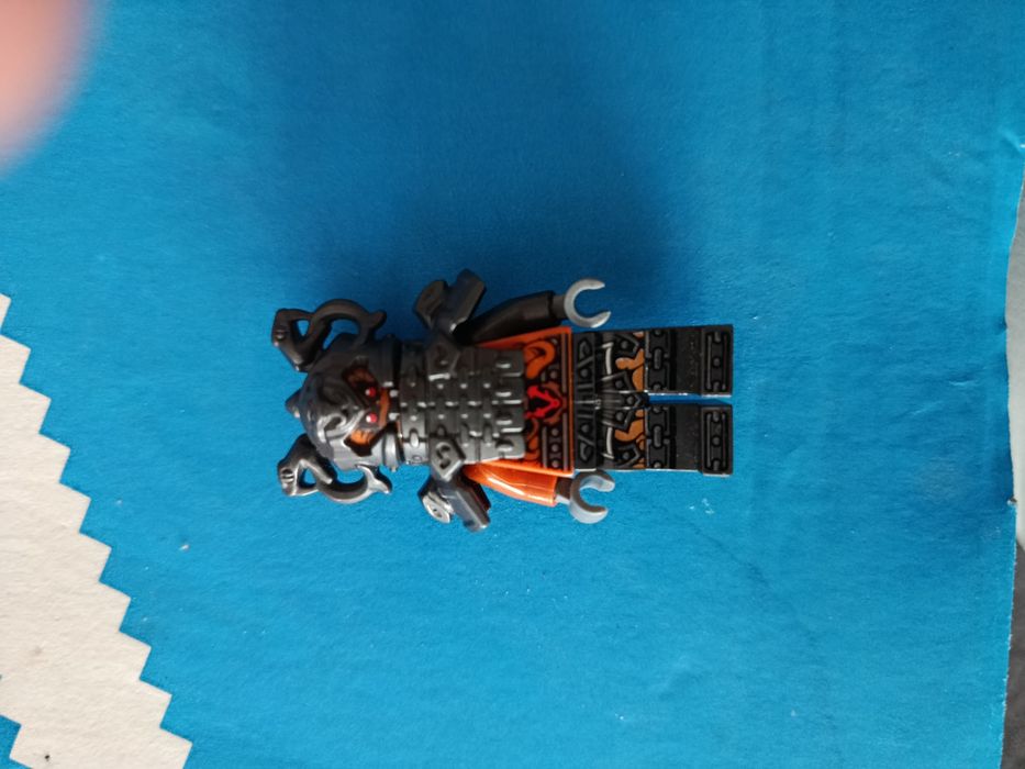 figurina lego Ninjago Commander Raggmunk