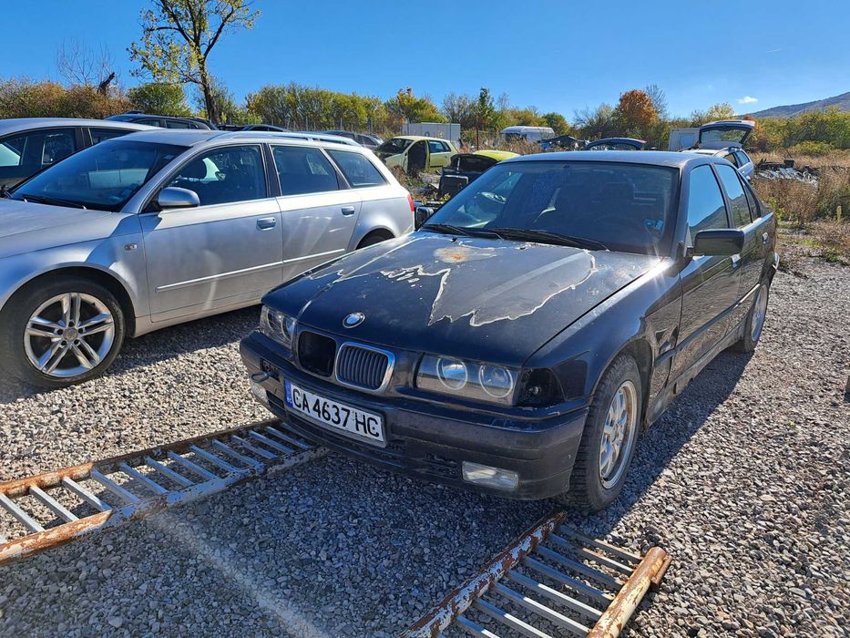 BMW e36 седан 318i автоматик на части, бмв 318i, черно, 1994, София