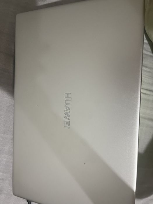 Huawei matebook d15