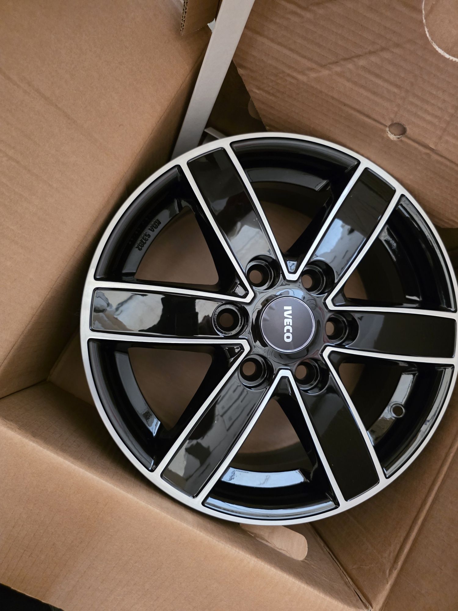 jante de aliaj pentru Iveco  pe 16 marca Avus