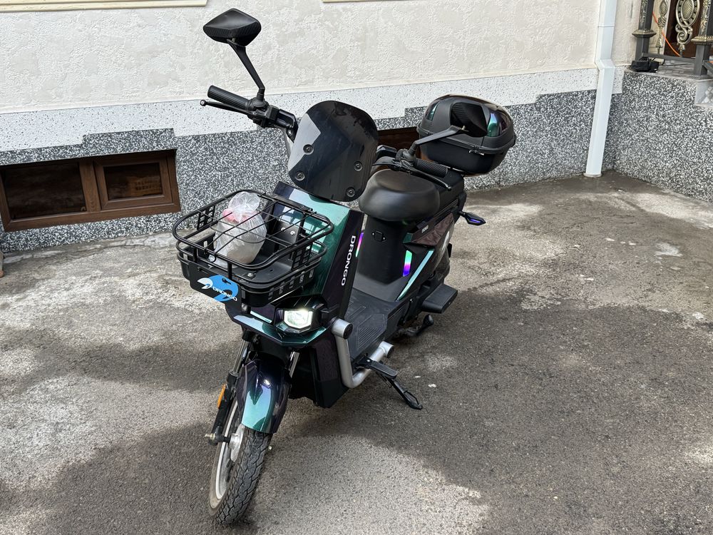 Skuter DRONGO R-16 TK
