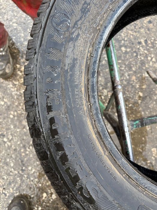 205/65 r16 de iarna 4 buc ca noi SEMPERIT