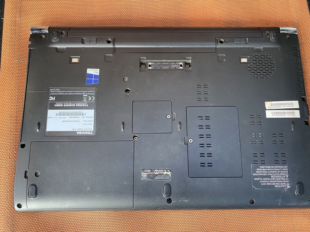 Laptop Toshiba Tecra R950 185 intel i5 3230M 2.6 ghz Display pata