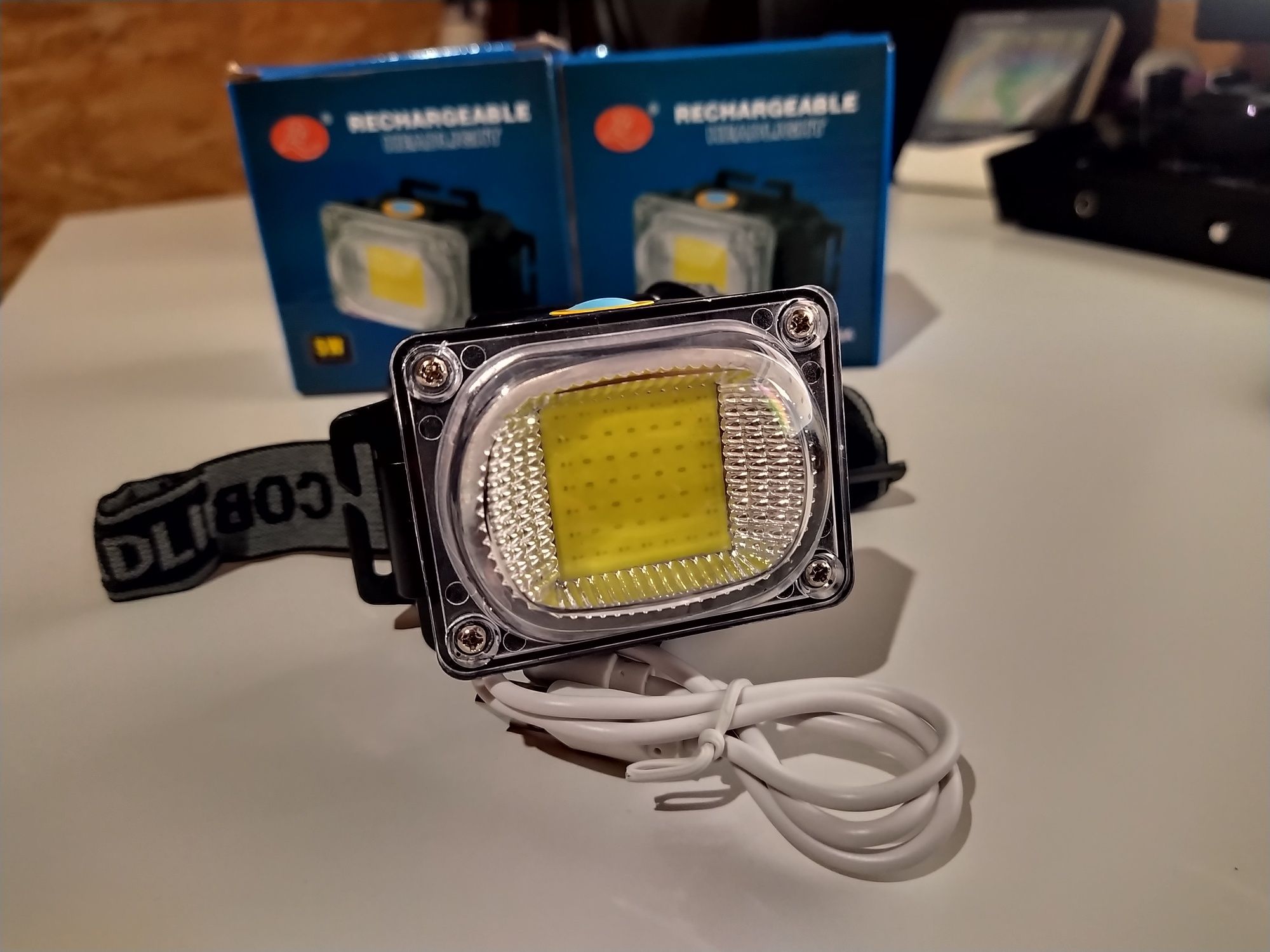 Lanterna reincarcabila de cap cu Led Cob Mare 2.5 cm Lumina Alba 5W