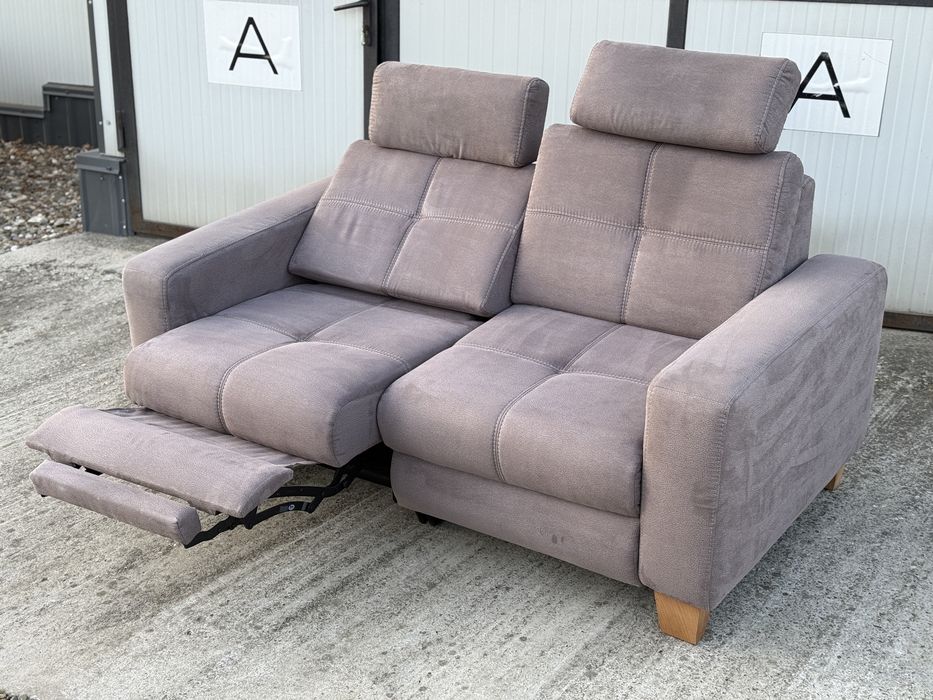 Canapea cu reglaj electric / import Germania / stare noua