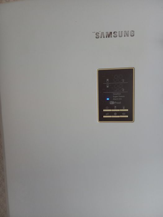 Холодильник 2 камерный