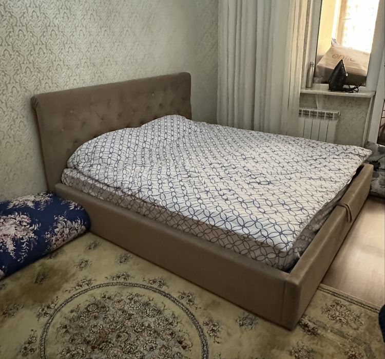 Спальный диван 180/200