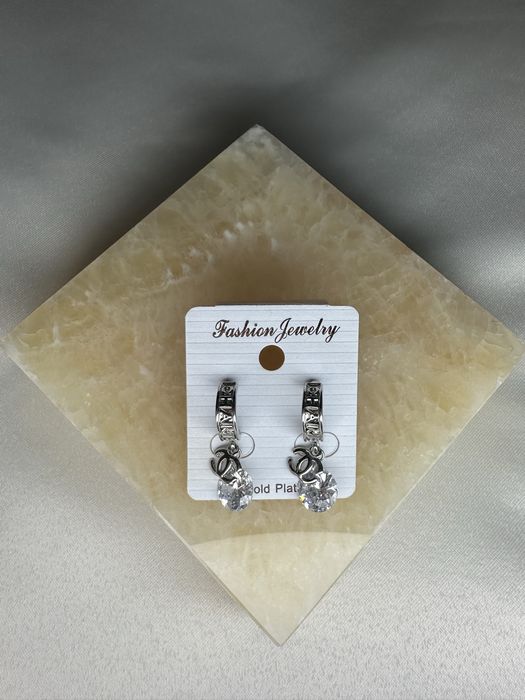 Серьги с подвеской Chanel