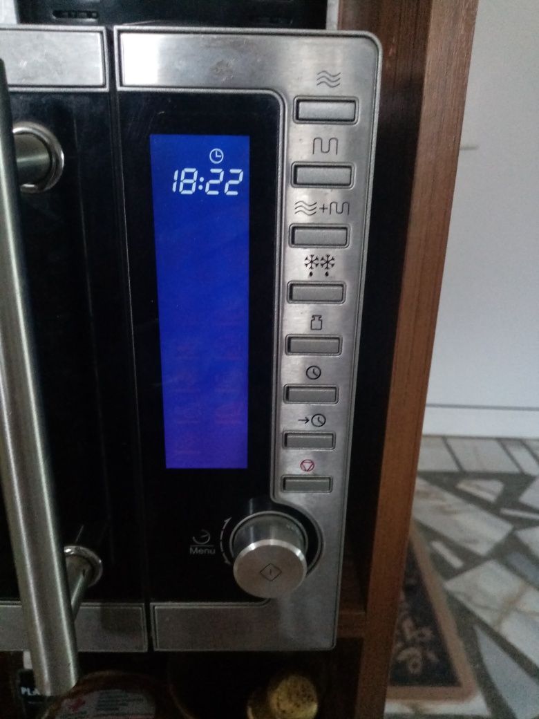Микровълнова печка. Немска, работеща.