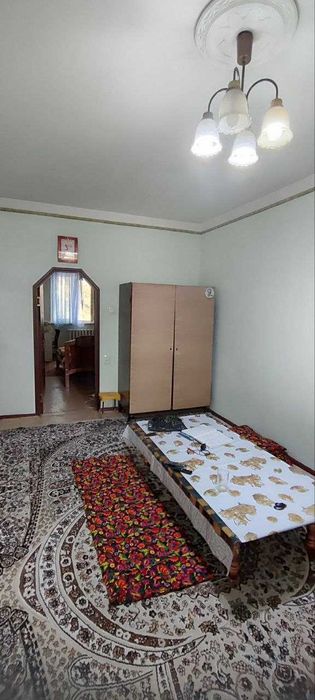 чиланзар 18 квартал 2²/4/4 балкон 1.5/3 М²46 мебель техника 
не торец