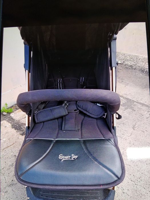 Продаю коляску детскую в отличном состоянии, все работает,