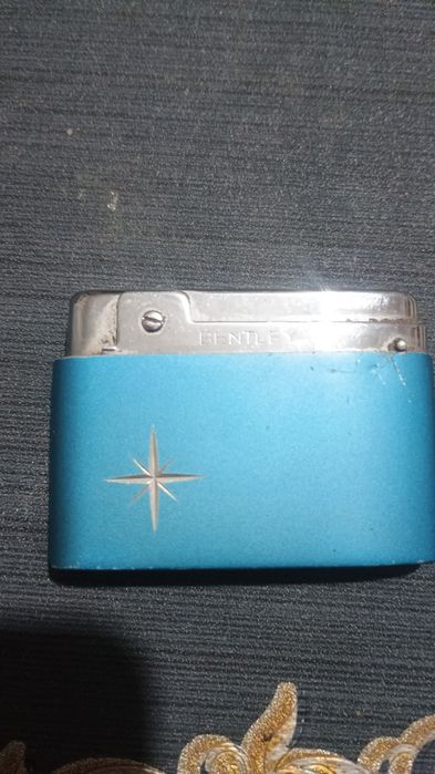 Продават се всичко на куп