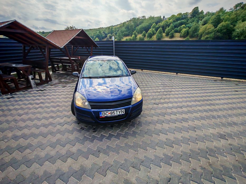 Vând Opel Astra h