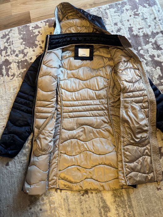 Geaca DEE-zee in stare buna