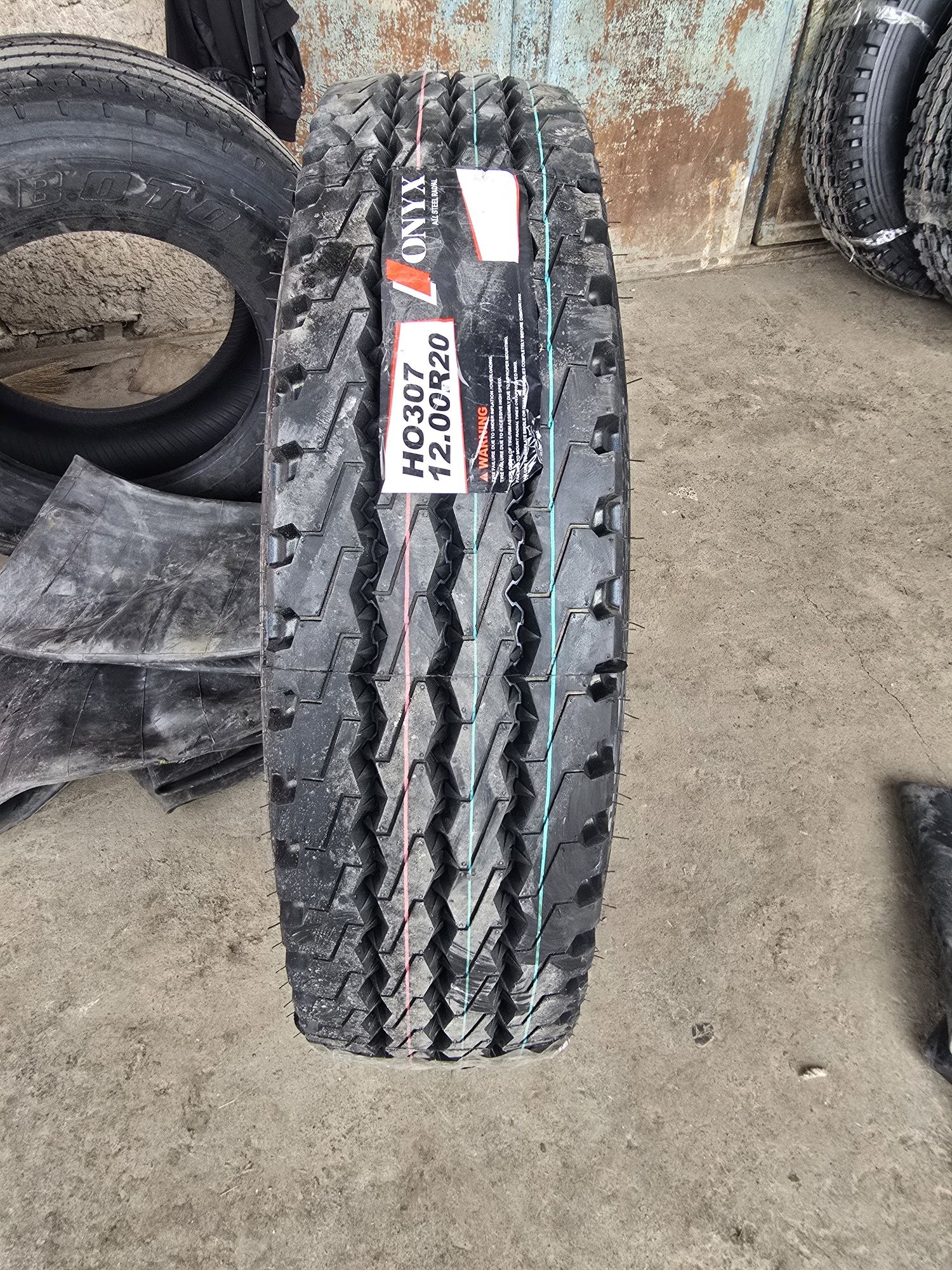 Автошына Onyx 12.00R20 22pr