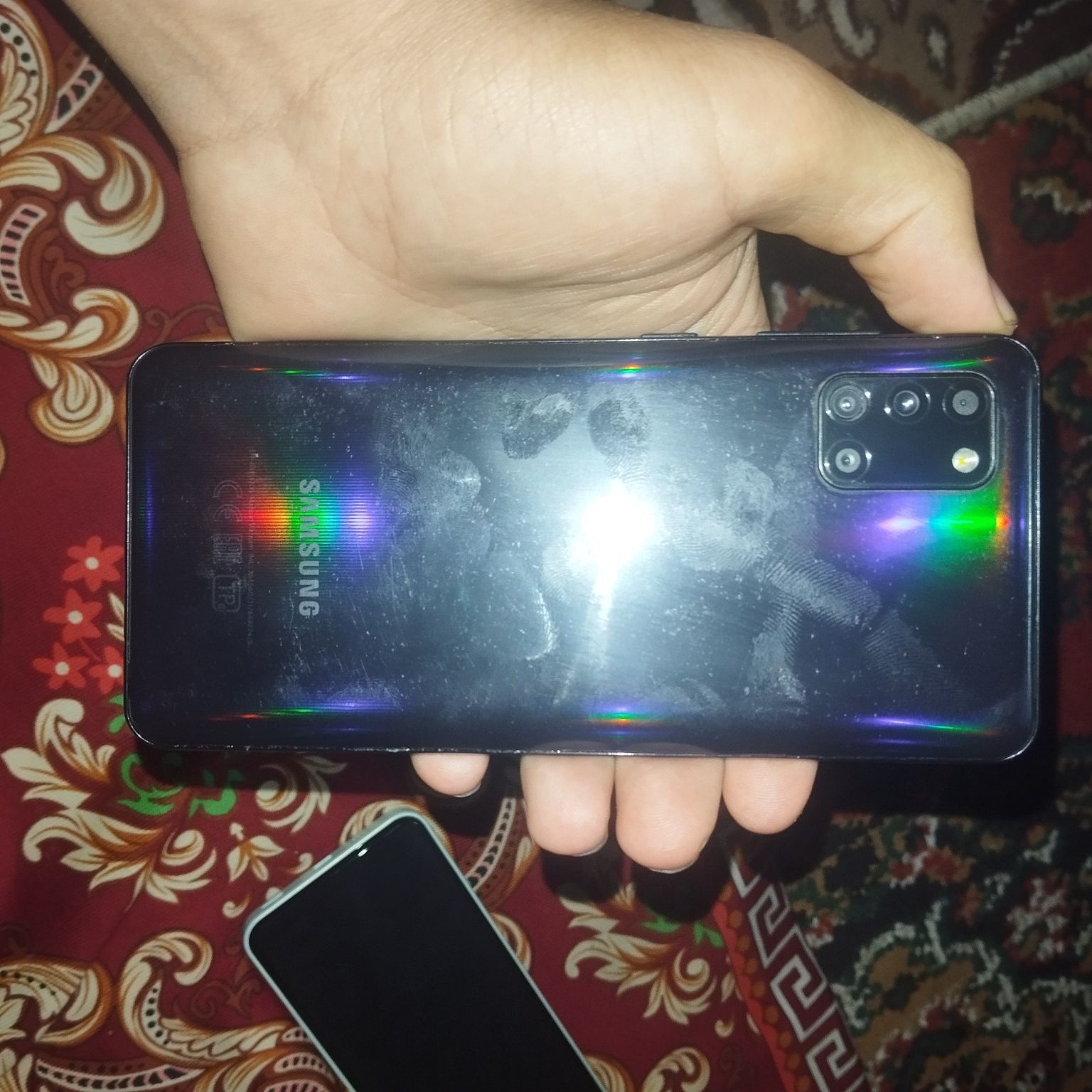 Galaxsy A31 sotiladi