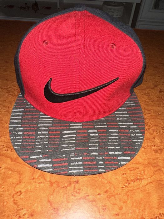 Sapca nike black/red