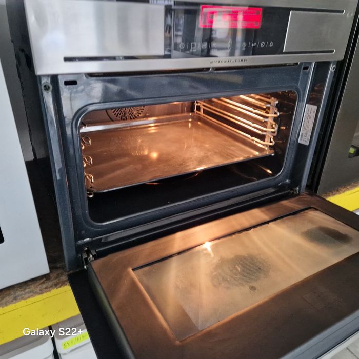 Компактна фурна за вграждане AEG