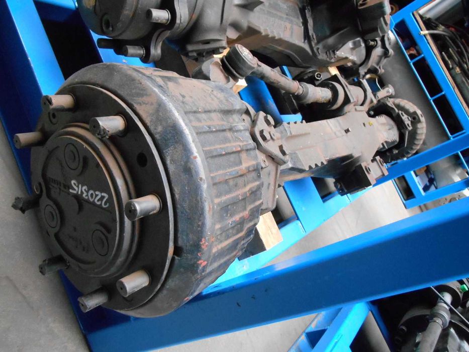 Axa fata noua Carraro pentru Bobcat B300 BL370