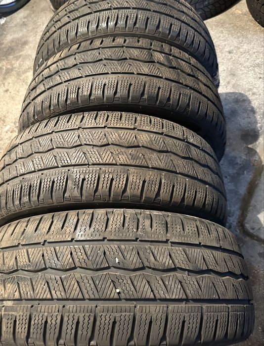 Anvelope iarna Hankook 225/55/17 C