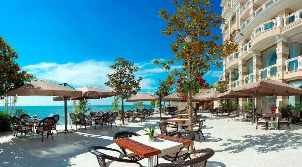 Двустаен апартамент с морска панорама в комплекс Ла Мер-Кабакум!