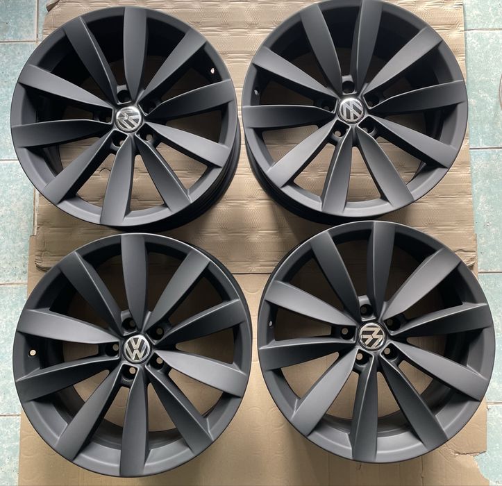 Jante aliaj R19 negru mat originale VW Arteon Passat B9