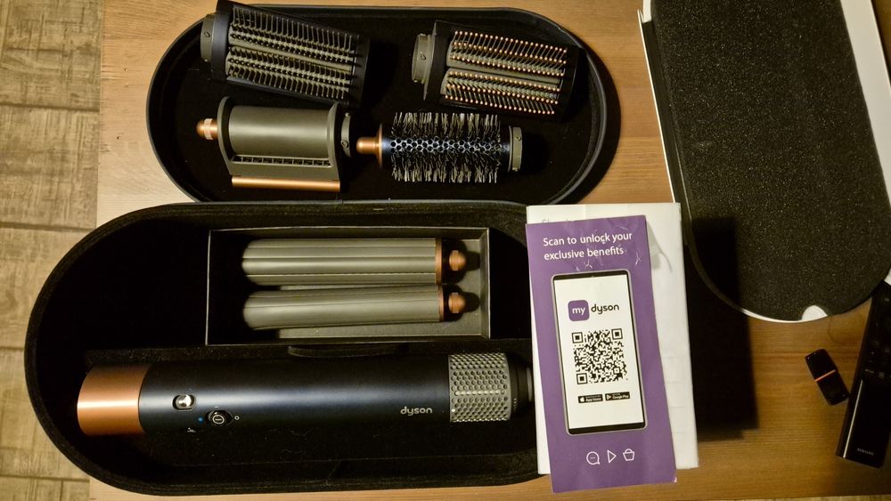 Dyson Airwrap replica