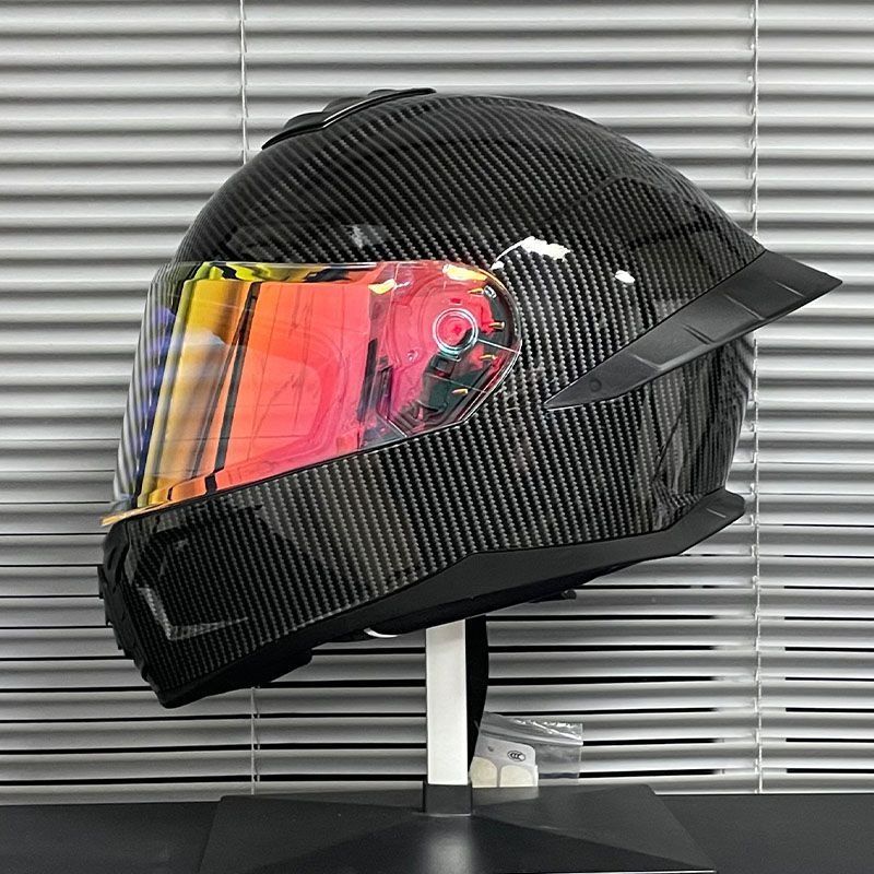 Большой выбор мото шлемов