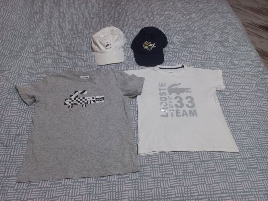 Детски тениски и шапки Lacoste и Nike