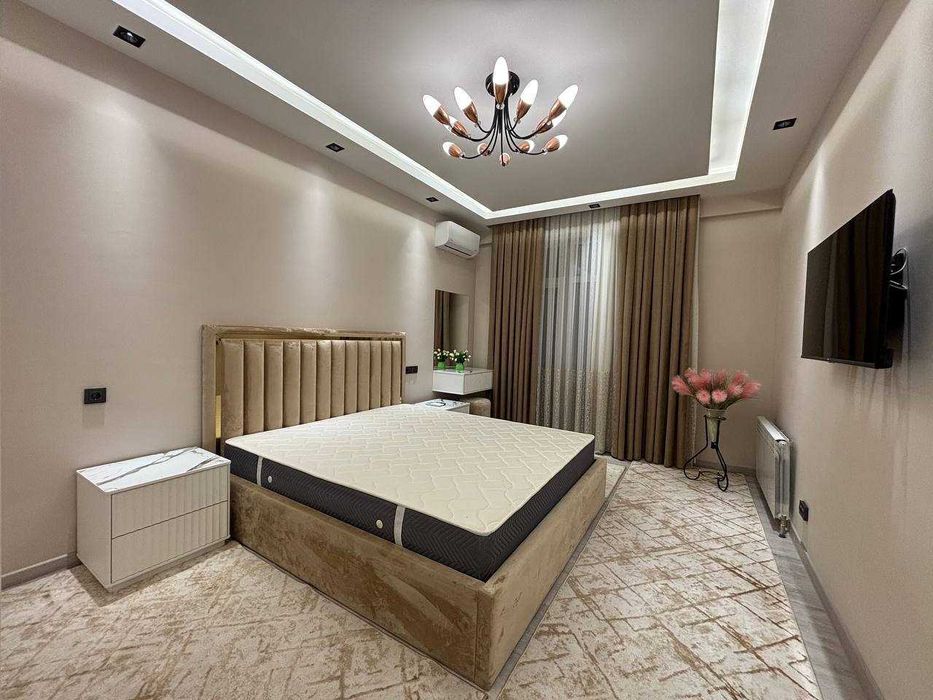 ГОТОВЫЙ АРЕНДАТОР! Шикарная 2х ком кв-ра в Центре Города! Ц-1 ID02