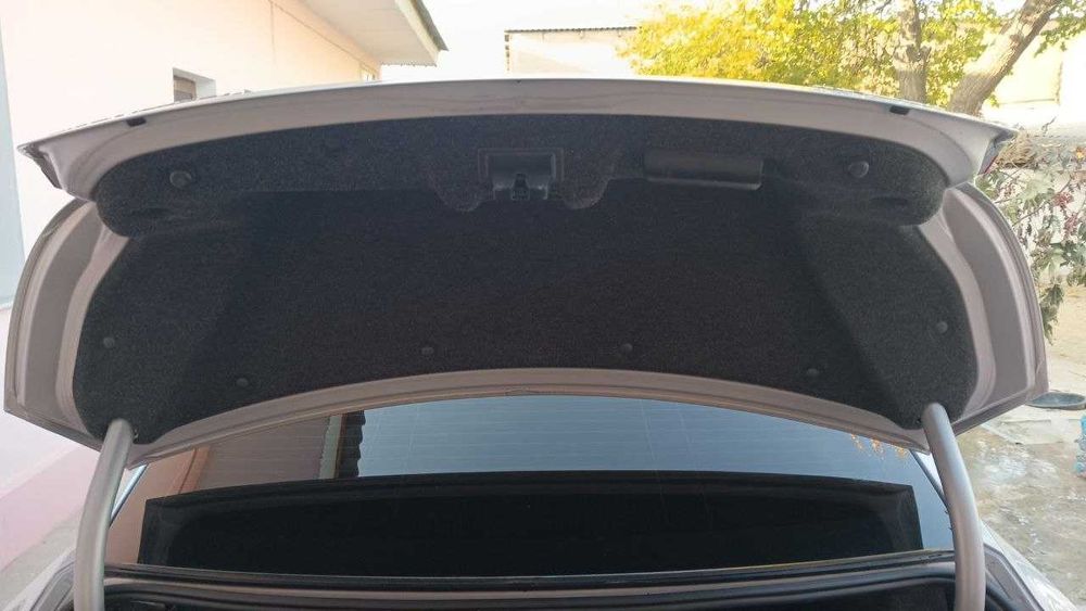 Malibu 1 2-pozitsiya lyukli sotiladi