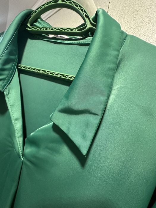 Продам женскую одежду