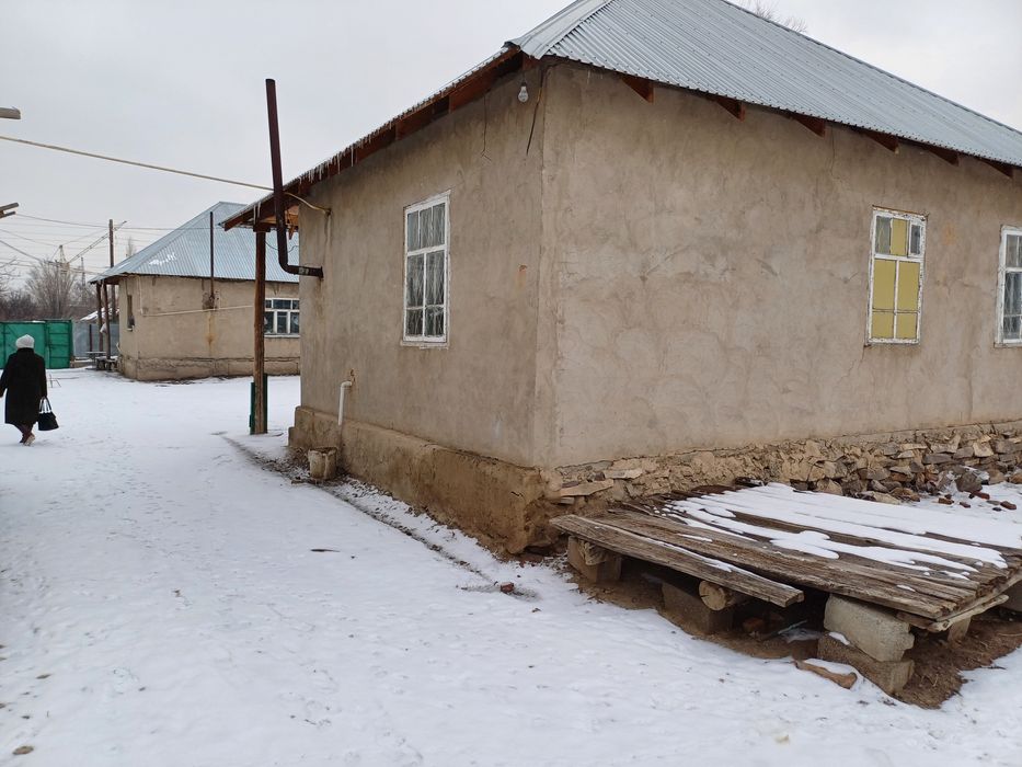 Продаётся 1 дваре 2 дома