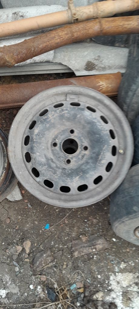 Продам дискаауди б4