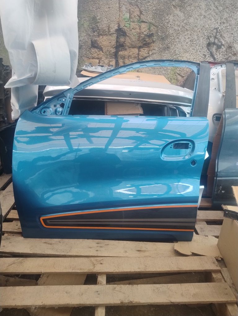 Ușă Stânga Față Dacia Spring