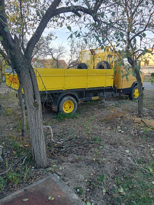 Vând Mercedes vario basculabil