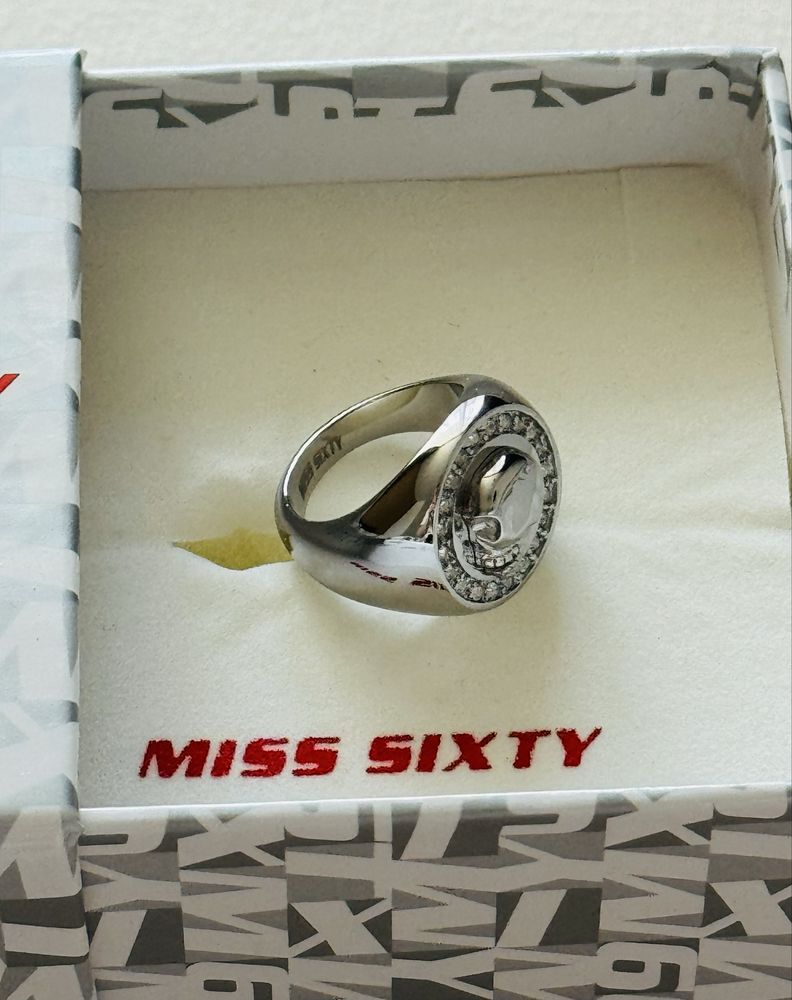 Пръстен на Miss Sixty - чисто нов