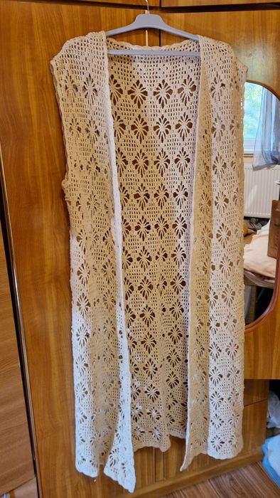 Cardigan lung crosetat fara maneci - hand-made