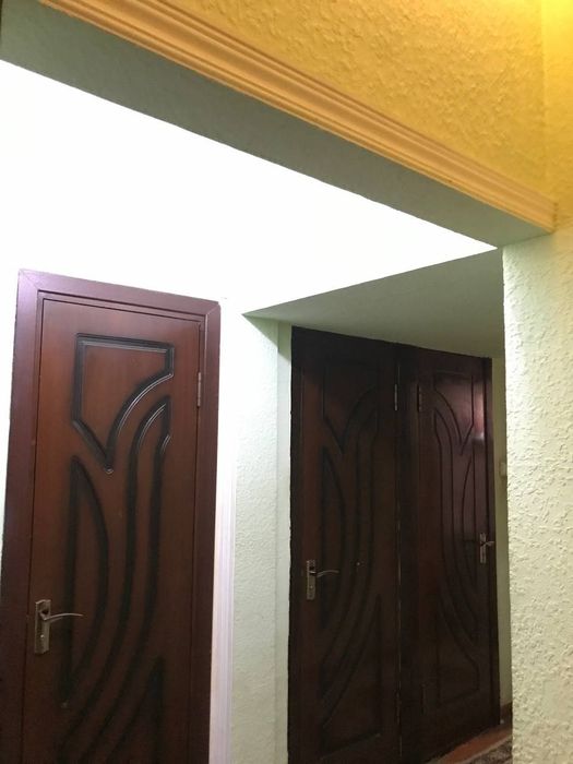 Kvartira sotiladi srochna