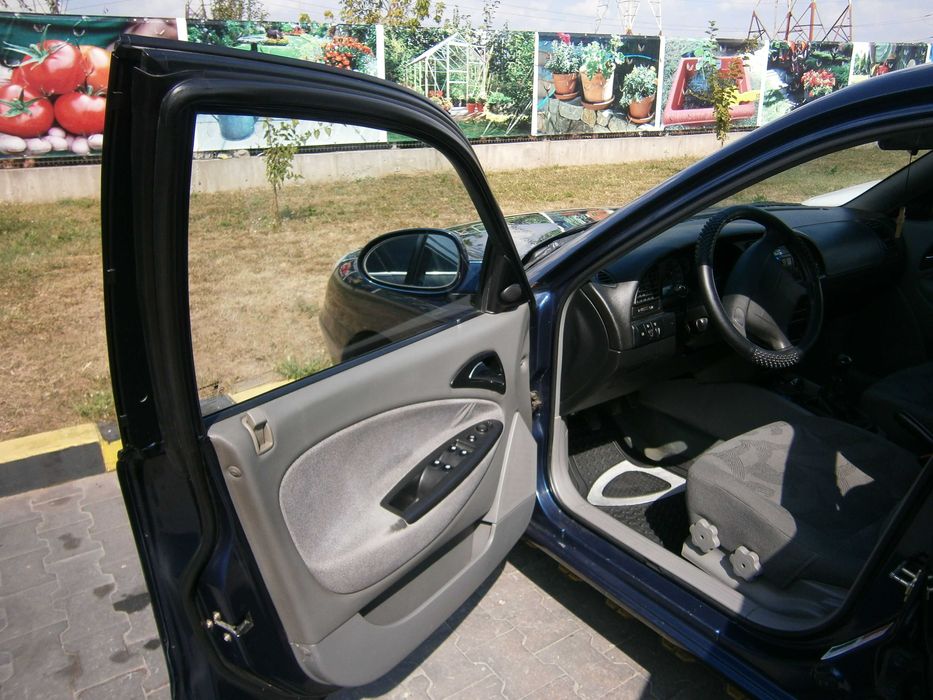 Vând autoturism NUBIRA 2