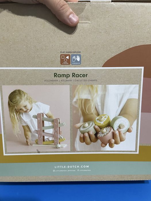 Jucarie Montessori din lemn - Pista de curse Little Dutch