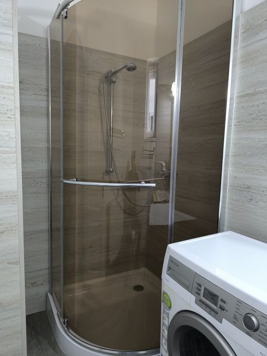 Vând cabina dus,stare f.buna 90/90-350 roni