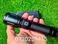 Lanterna profesionala cu led tip laser rezistenta la apa cu zoom, 800m