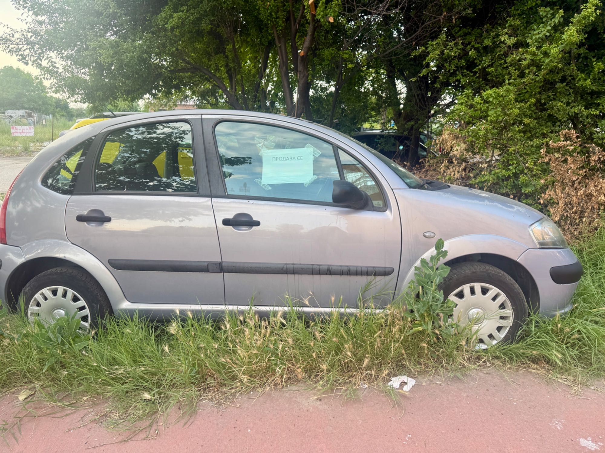 Лек автомобил Citroen c3